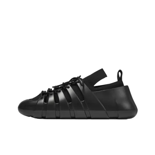 Bottega Veneta Low-Top Casual Shoes Men's Black