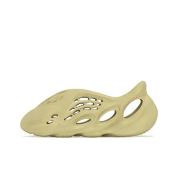 Adidas Originals Yeezy Foam Rnnr Sulfur
