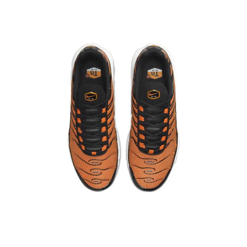 Nike Air Max Plus Safety Orange Black-3