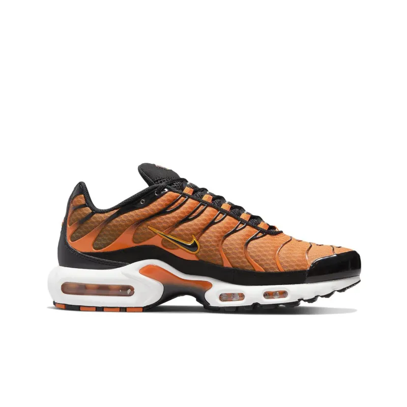 Nike Air Max Plus Safety Orange Black-1