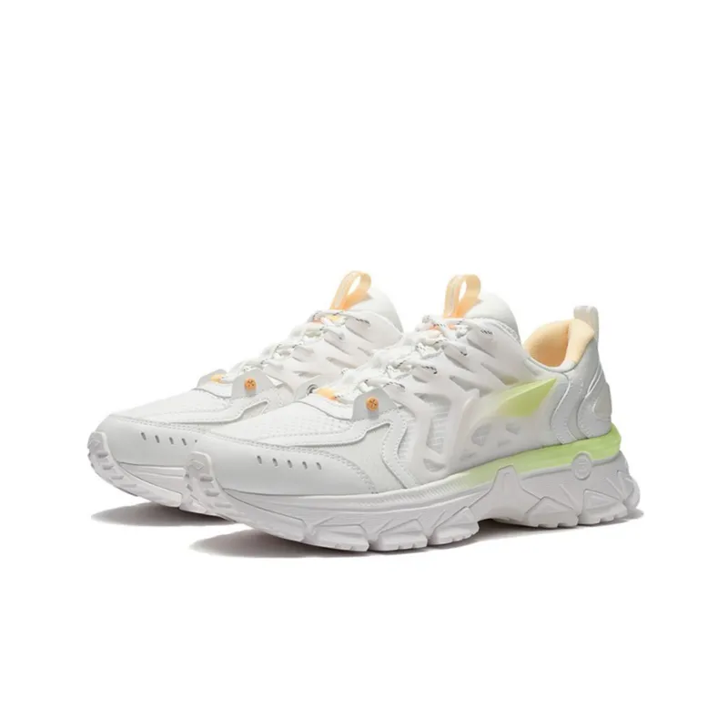 LiNing Lingwind Cushioning Rebound Low Top Running Shoes Men's Champagne White-2