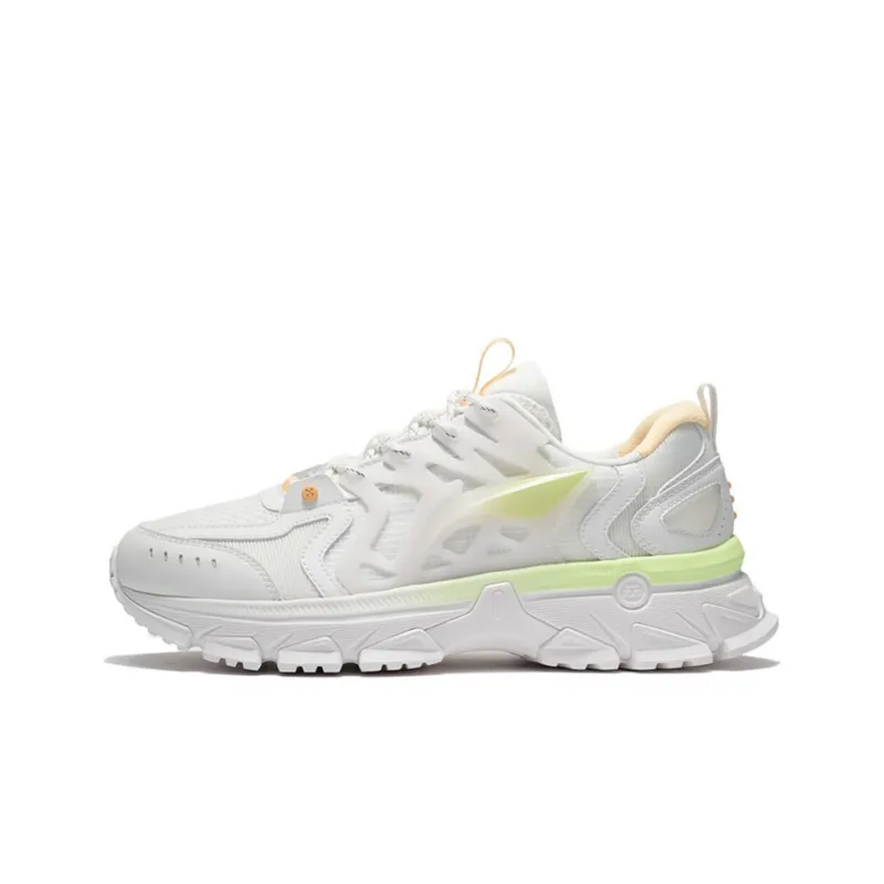 LiNing Lingwind Cushioning Rebound Low Top Running Shoes Men's Champagne White-0