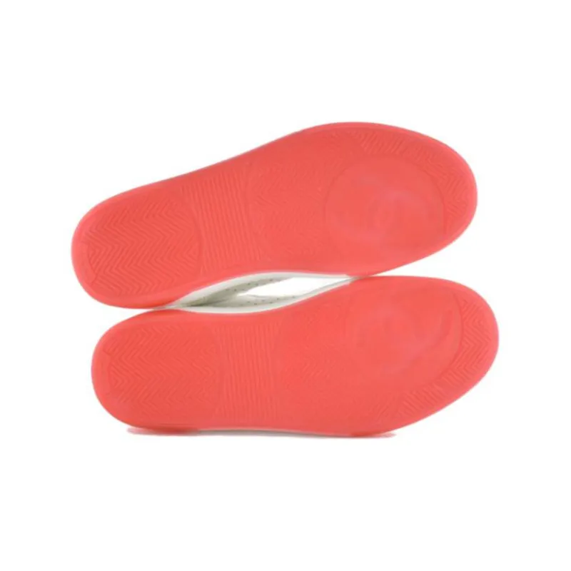 CHANEL 22P Collection Stylish Skateboarding Shoes Women's White Red-4