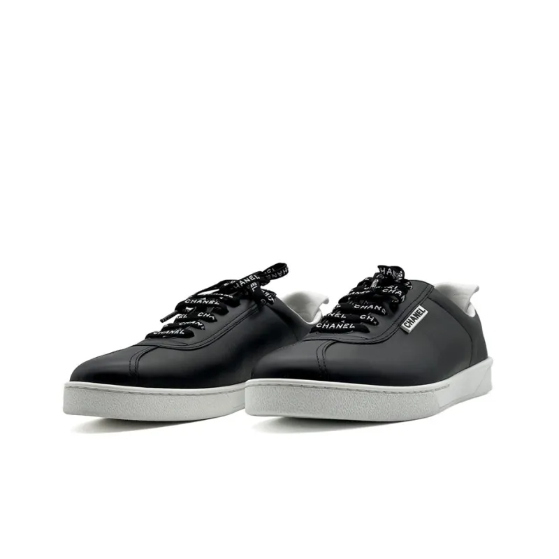 CHANEL Low Top Stylish Skateboarding Shoes Women's Black-2