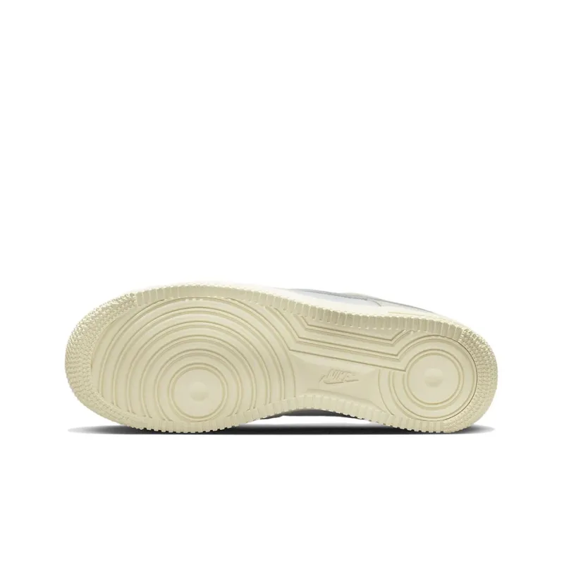 Nike Air Force 1 Low '07 LV8 Vintage Certified Fresh Photon Dust Sail-5