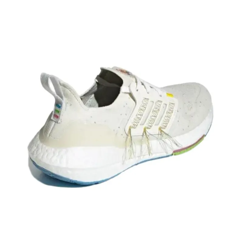 Adidas Originals UltraBoost 22 Sus 'White Light Yellow'-3