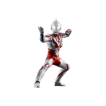 BANDAI Ultimate Sparkling Collection 06 Ultraman & Alpha Armor Scale Figures
