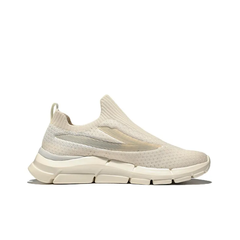 FILA RGB Peer 2.0 Cushioning, Slip Resistant, And Abrasion Resistant Low Top Running Shoes Men's Beige Korean Style-1