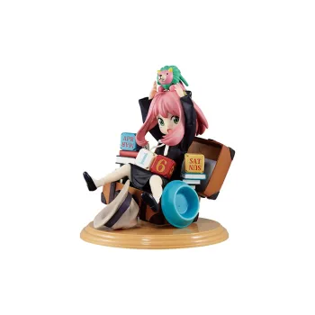 BANPRESTO Anya Forger Glass Factory Ichiban Kuji SPY X FAMILY Character Award Anya Scale Figures 15cm