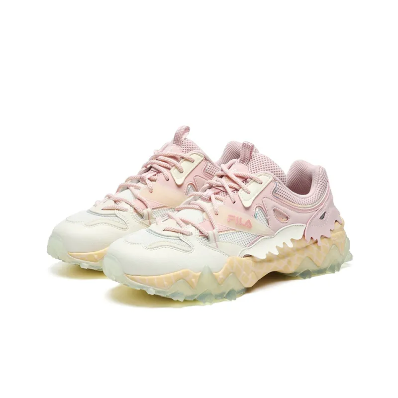 FILA Oakmont Slip Resistant, Abrasion Resistant, Breathable Low Top Casual Shoes Women's White Pink-2