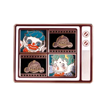 POP MART SKULLPANDA Life Is A Play Collection Badge Trend Based Products 3.73cm