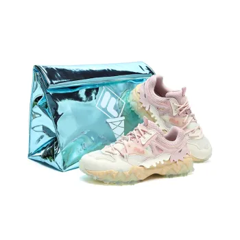 FILA Oakmont Slip Resistant, Abrasion Resistant, Breathable Low Top Casual Shoes Women's White Pink