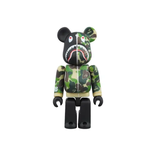 BE@RBRICK Bape Camo Shark Hoodie 10th Anniversary 1 Green