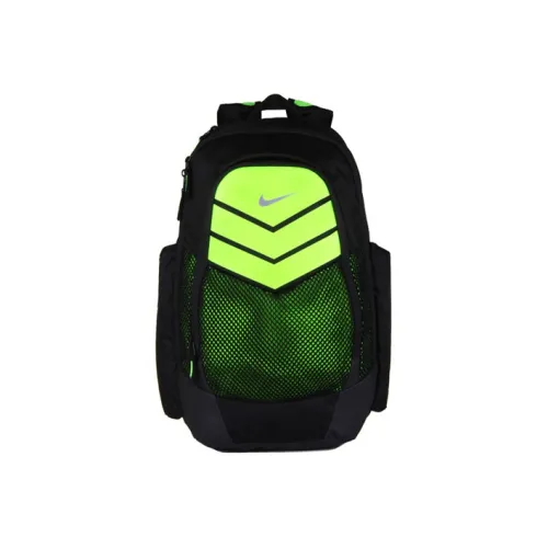 Nike Polyester Backpack Regular Unisex Green