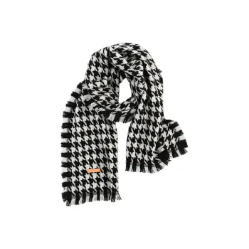 LOST PATTERN Shawls Unisex