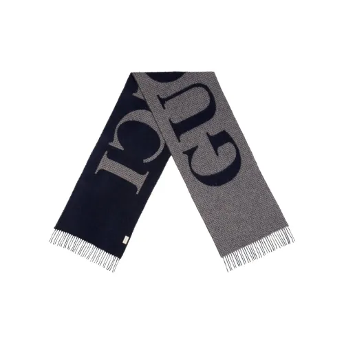 GUCCI big logo-printed Wool scarf