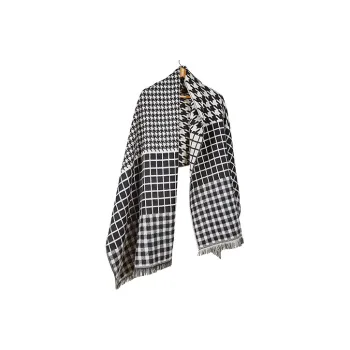 NAME.S Knit Scarves Unisex