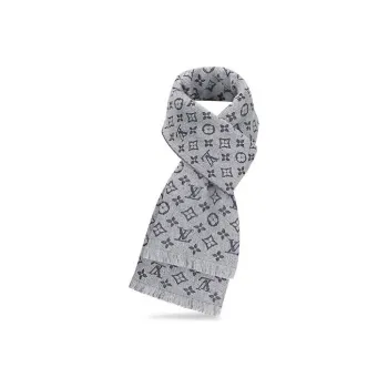 LOUIS VUITTON M78526 Monogram Classic Scarf