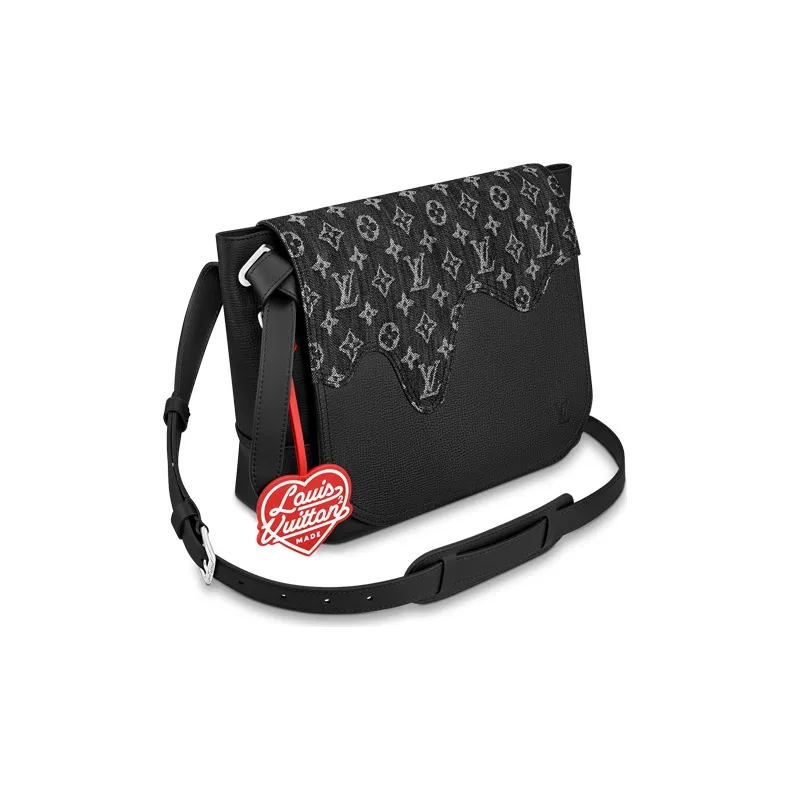 LOUIS VUITTON X Nigo Besace Tokyo Monogram Black-1