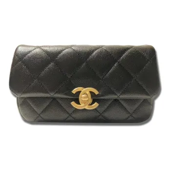 CHANEL Shoulder Bags
