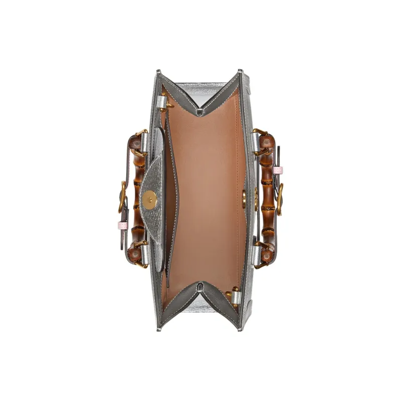 GUCCI Diana Handbags-8