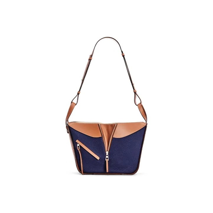 LOEWE Hammock Handbags-3