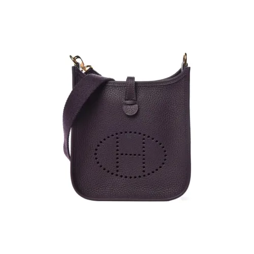 HERMES Evelyne Shoulder Bags