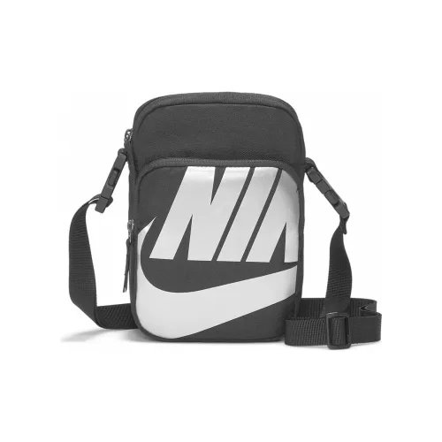 Nike Unisex Heritage Crossbody Bag