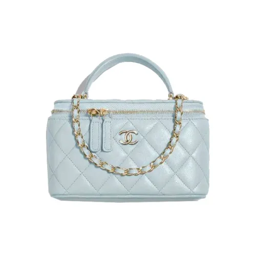 CHANEL 21K Winter Crossbody Bags