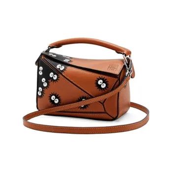 LOEWE X Dragon Cat Collaboration Puzzle Calfskin Handbag Shoulder Bag Crossbody Bag Women's Tan/Black