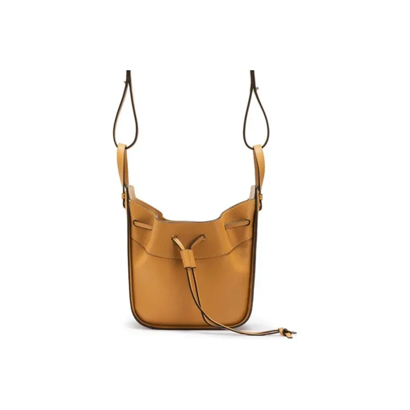 LOEWE Hammock Handbags-3