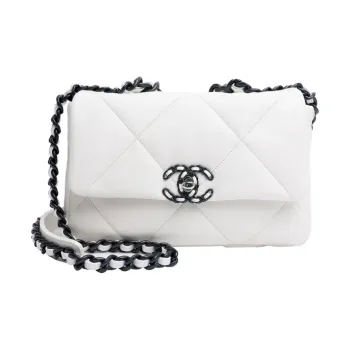 CHANEL 21K Winter Cow Leather Chain Bag, Handbag, Shoulder Bag, Crossbody Bag Women's White