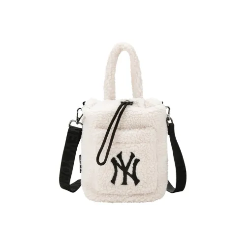 MLB New York Yankees Crossbody Bags