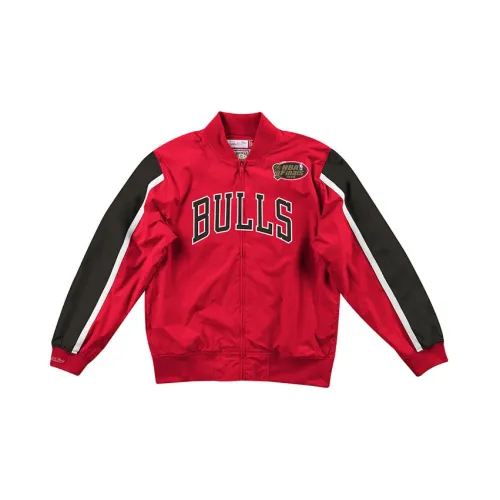 Mitchell & Ness Men’s Bulls Jacket Red Unisex