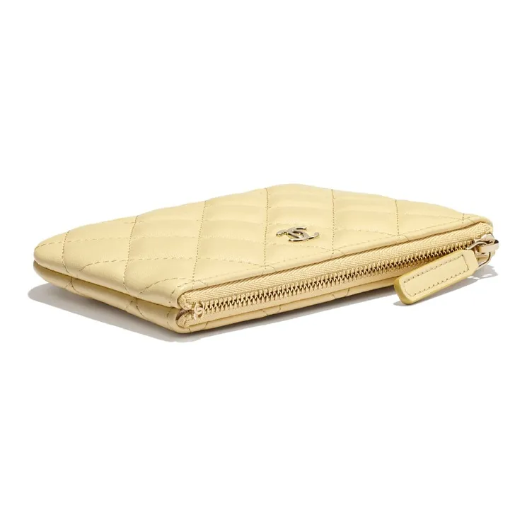 CHANEL Clutches-2