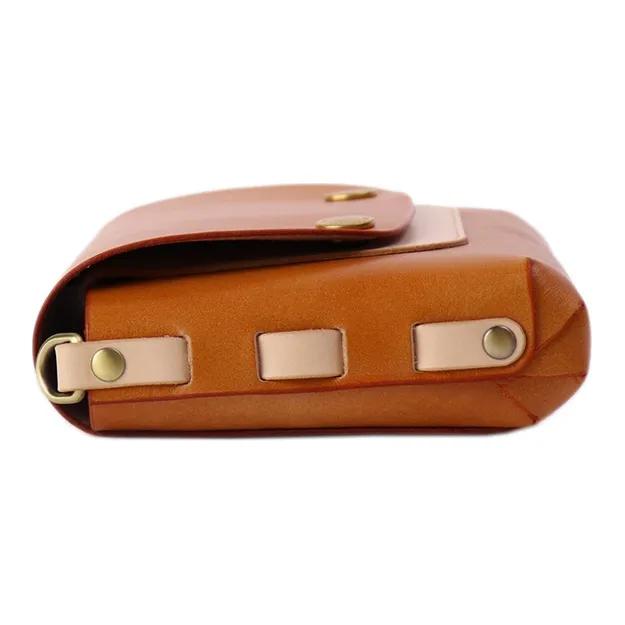 LINE ARTISANAL Crossbody Bags-3