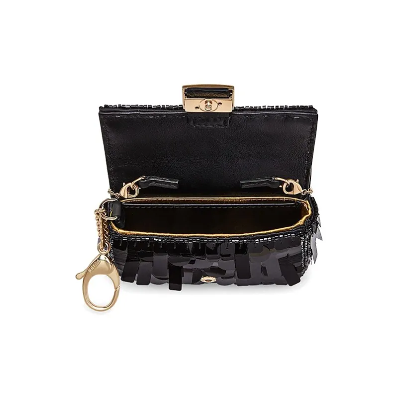 FENDI Baguette Shoulder Bags-3