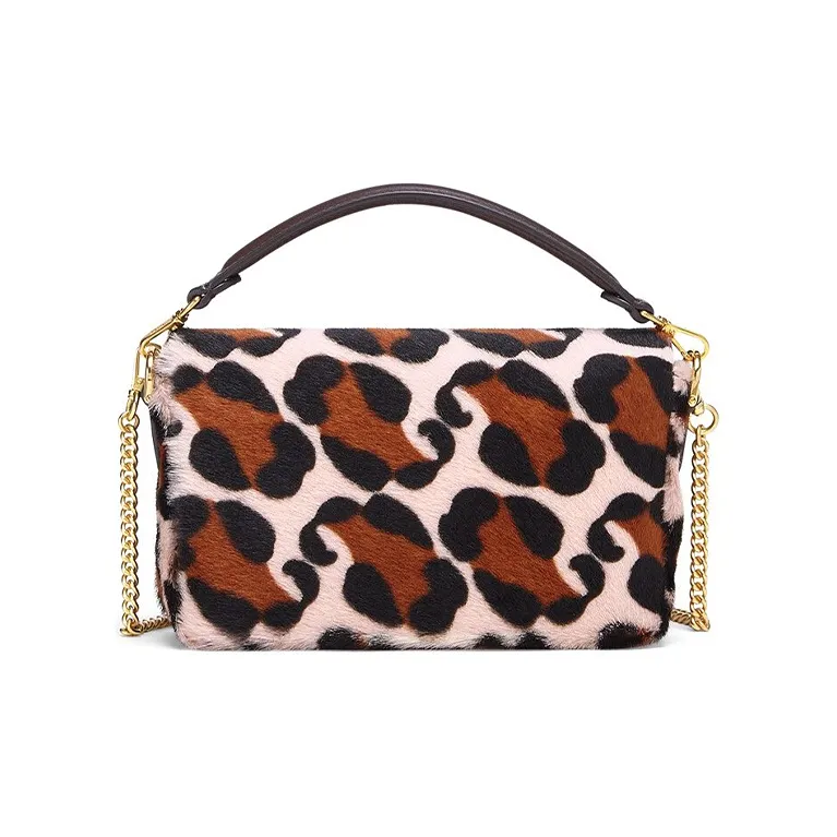 FENDI Baguette Sheepskin Baguette Bag, Portable Crossbody Bag, Shoulder Bag Mini Women's Pink-2
