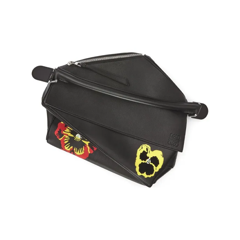 LOEWE Puzzle Cow Leather Handbag Men's Black-4