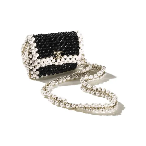 CHANEL Crossbody Bags