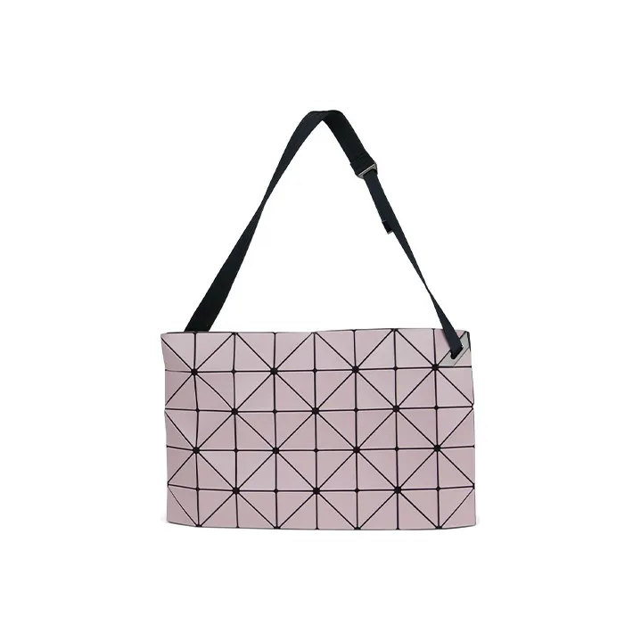 ISSEY MIYAKE PVC Tote Bag Shopping Bag Handbag Shoulder Bag Women's Light Pink-1