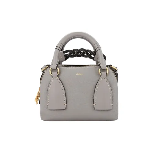 Chloé Bags Shoulder Bags