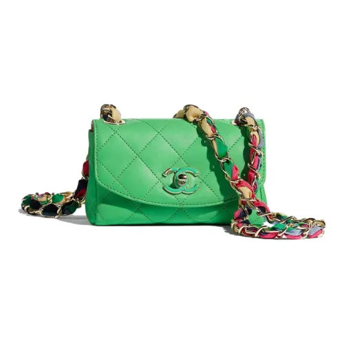 CHANEL Shoulder Bags
