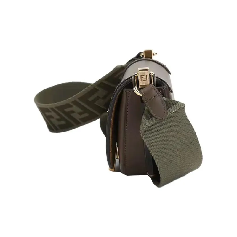 FENDI Leather Crescent Bag, Saddle Bag, Shoulder Bag, Crossbody Bag Women's Dark Green-3