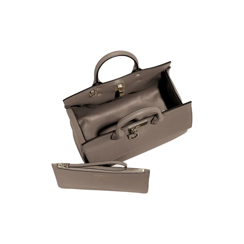 FERRAGAMO Studio Grain Cow Leather Portable Crossbody Bag, Shoulder Bag Trumpets Women's Beige-3