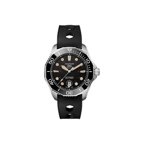 TAG HEUER Men Aquaracer Collection Swiss Watch