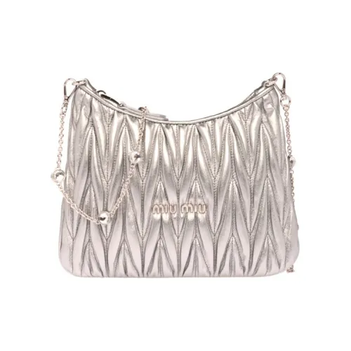 MIU MIU Matelassé Soft Sheep Leather Shoulder Bag Crossbody Bag Women's ensemble