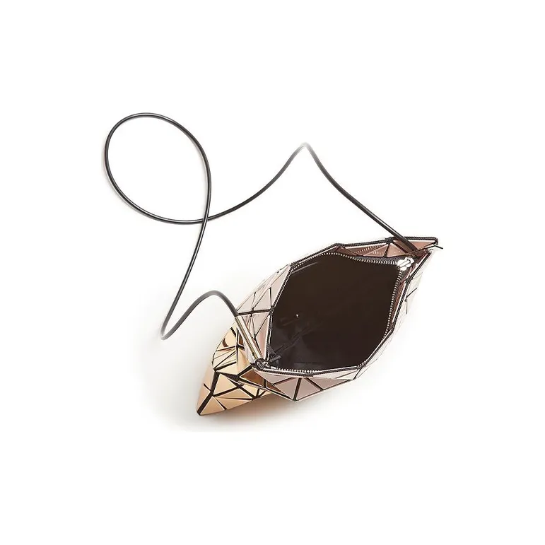 ISSEY MIYAKE Shoulder Bags-1