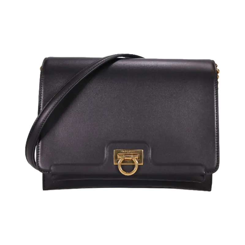 Ferragamo Trifolio Shoulder Bags-0