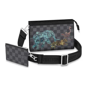 LOUIS VUITTON Gaston WW Coated Canvas Passport Holder Card Holder Crossbody Bag Men's Gray Black
